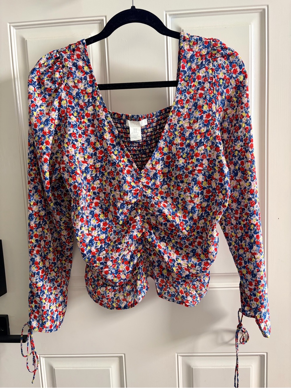 H&M Multicolor Floral V-Neck Ruched Tie-Sleeve Blouse